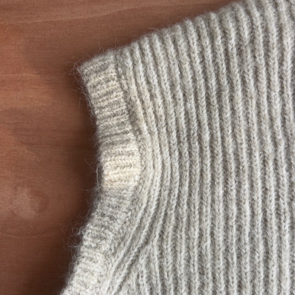 NWT ZARA turtleneck knit sweater vest size M green open back  sleeveless ribbed - Picture 2 of 7